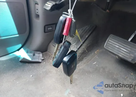 2011 Honda Odyssey Ex-L from USA, damaged, VIN 5FNRL5H62BB101744